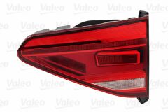 BAGAJ STOP LAMBASI SAĞ VW Touran 2015/07