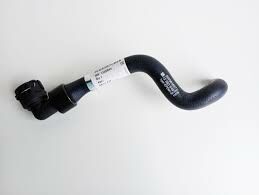 YEDEK SU DEPO ALT HORTUMU TERMOSTAT BYPASS HORTUMUNA CORSA E 15 19 ADAM 13 19 1.0 XFL-XFT