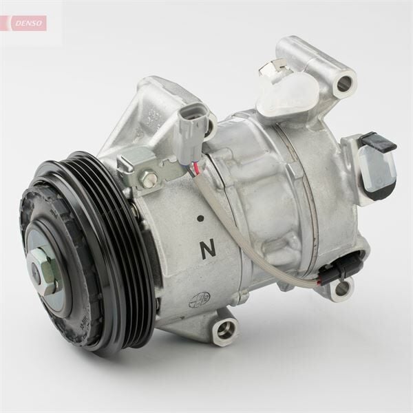 COMPRESSOR. AİR CONDİTİONER TOYOTA VERSO S 10-16
