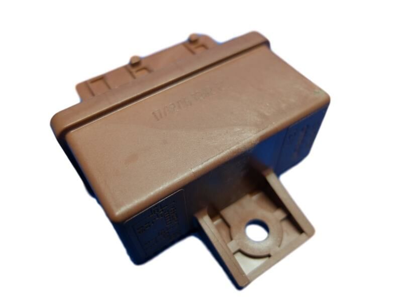 YAKIT POMPA RÖLESİ KAHVERENGİ P206-P406 2.0 HDI