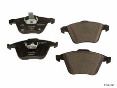 ÖN BALATA FORD FOCUS 2.5 05 VOLVO S40 V50 C30 C70 04 VECTRA C 8.05 SAAB 9.3 02 MAZDA 3