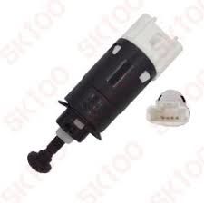 FREN PEDAL MÜŞÜRÜ RENAULT CLIO III 05 12 CLIO IV 12 CAPTUR I 12 KANGOO 05 LAGUNA II 01 07 DACIA LOGAN I-II 06 18 SANDERO I-II 08 18 DUSTER I-II 10 21 OPEL VİVARO B 06 14 4 FİŞLİ
