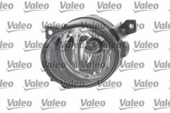 SİS FARI SAĞ VW Amarok 09/10 . VW Golf 5 GT 10/03 . VW Jetta 3 10/05 . VW Scirocco 09/08 -