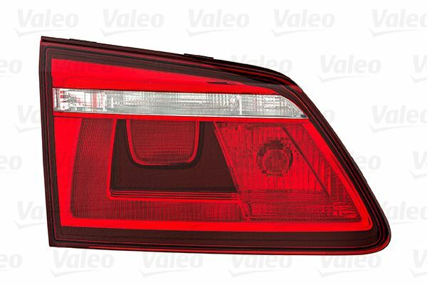 BAGAJ STOP LAMBASI SOL Highline Versiyon VOLKSWAGEN Golf Sportvan 2014/04